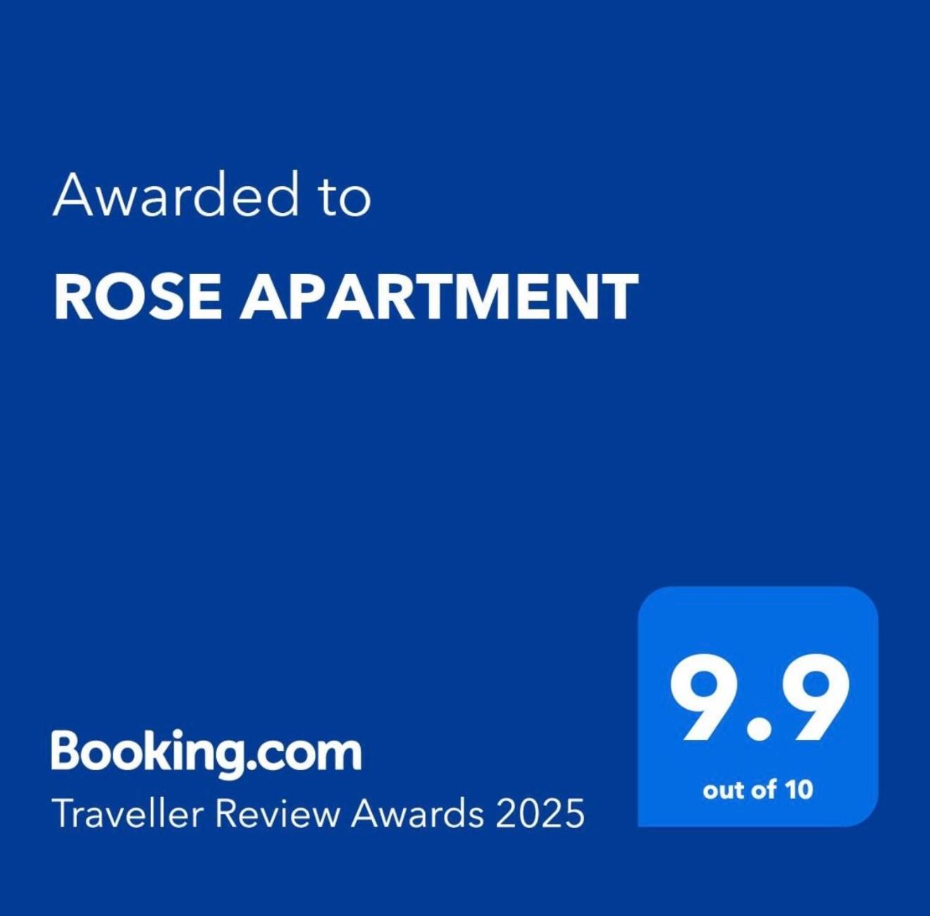 Rose Apartment Piatra Neamţ Exteriér fotografie